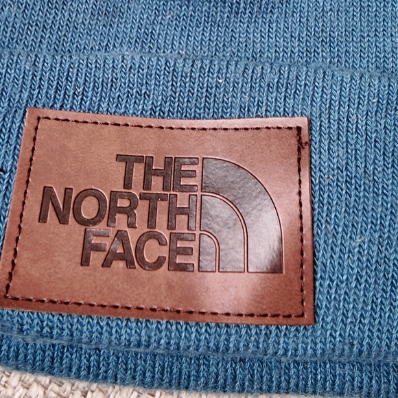 The North Face Cuffed Knit Beanie – Teal Blue - Picture 2 of 4